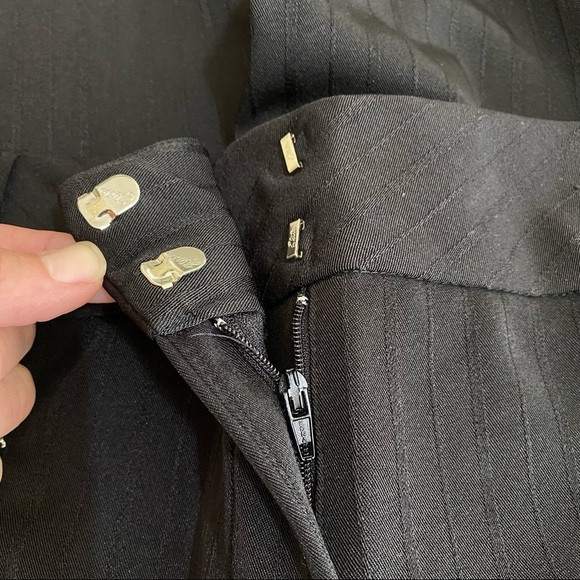 Studio 253 Black Pinstriped Dress Capri Pants - Picture 6 of 6